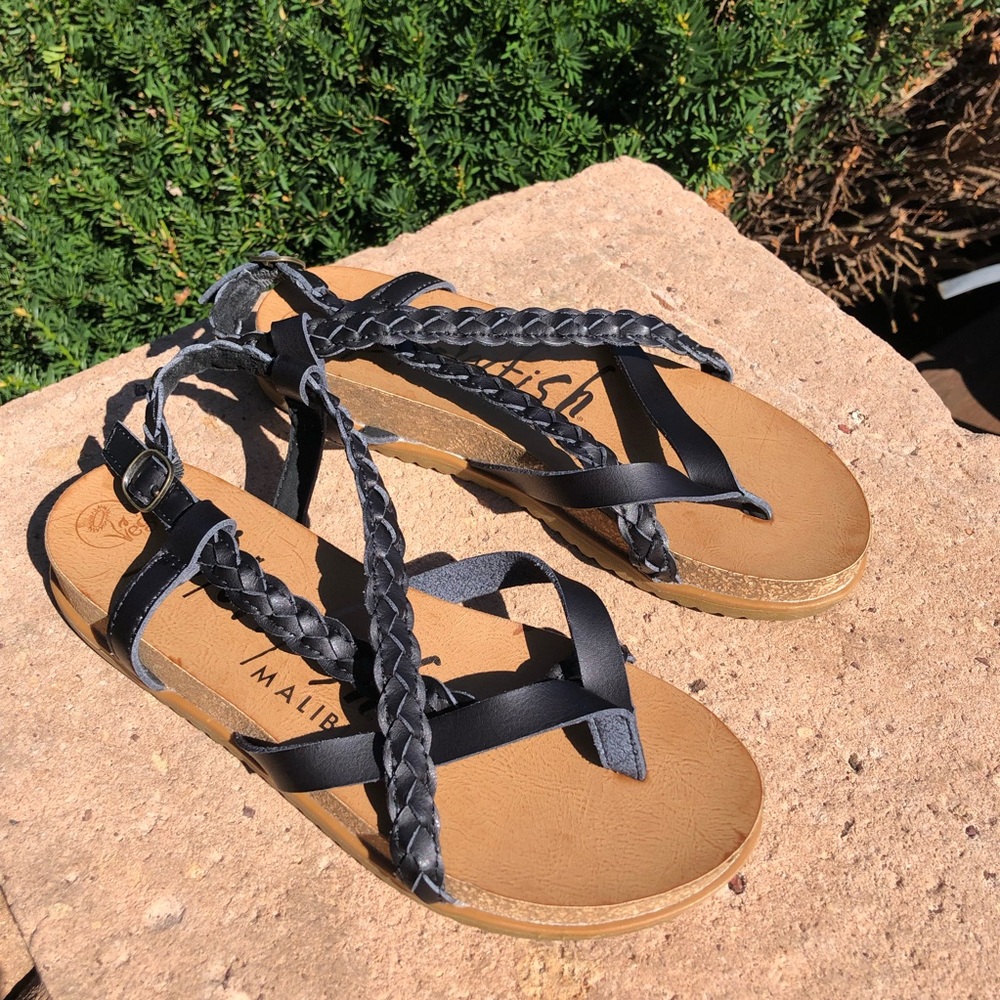 NWT Blowfish Braided Strappy Black Sandals
